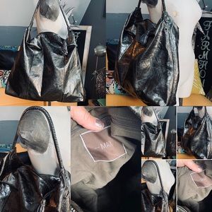 TO THE MAX Shoulder Bag faux Metallic Exterior Lg